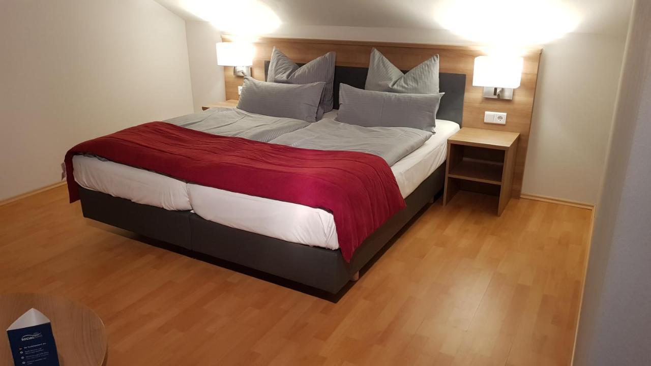 Hotel Landgasthof Hirsch Marktlustenau Экстерьер фото